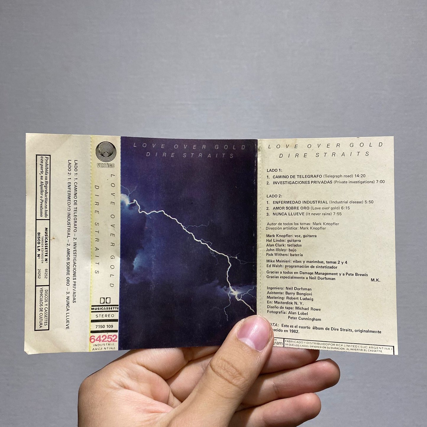 Love over gold - Dire Straits.