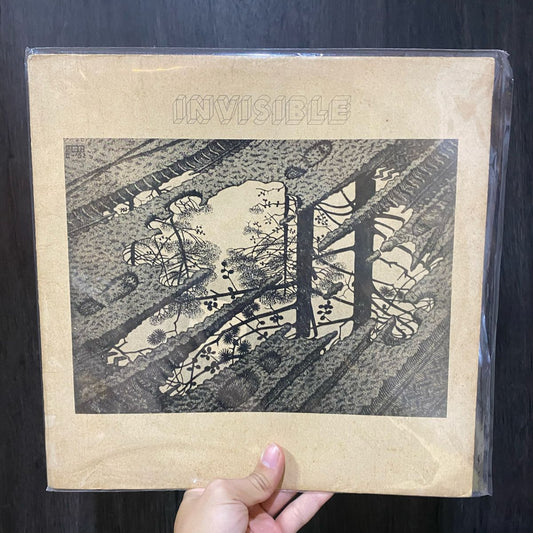 INVISIBLE - INVISIBLE LP + 7" EPOCA