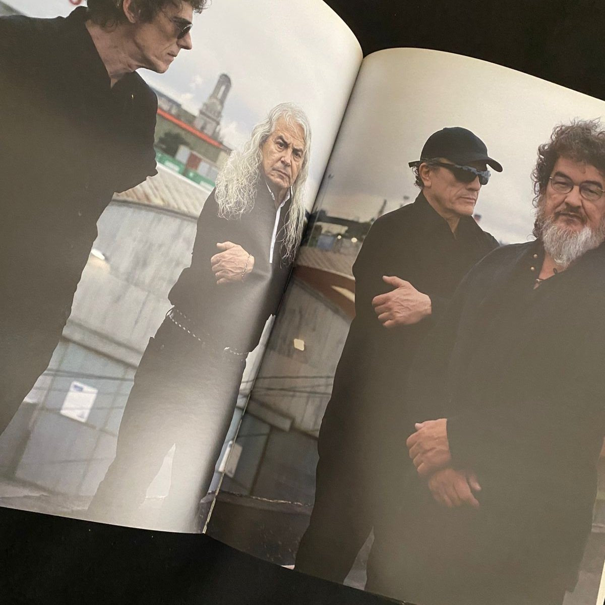 Spinetta y las bandas eternas - Libro Boxset 3 CDs y 3 DVDs.