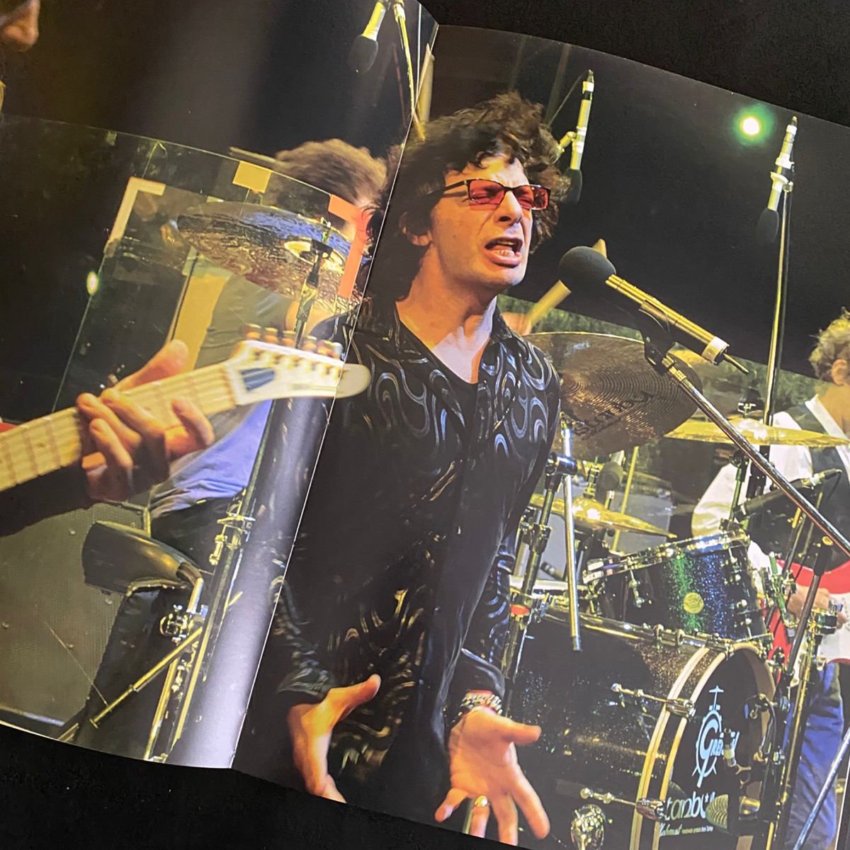 Spinetta y las bandas eternas - Libro Boxset 3 CDs y 3 DVDs.