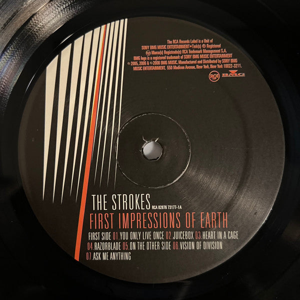 THE STROKES - FIRST IMPRESSIONS OF EARTH LP VINILO