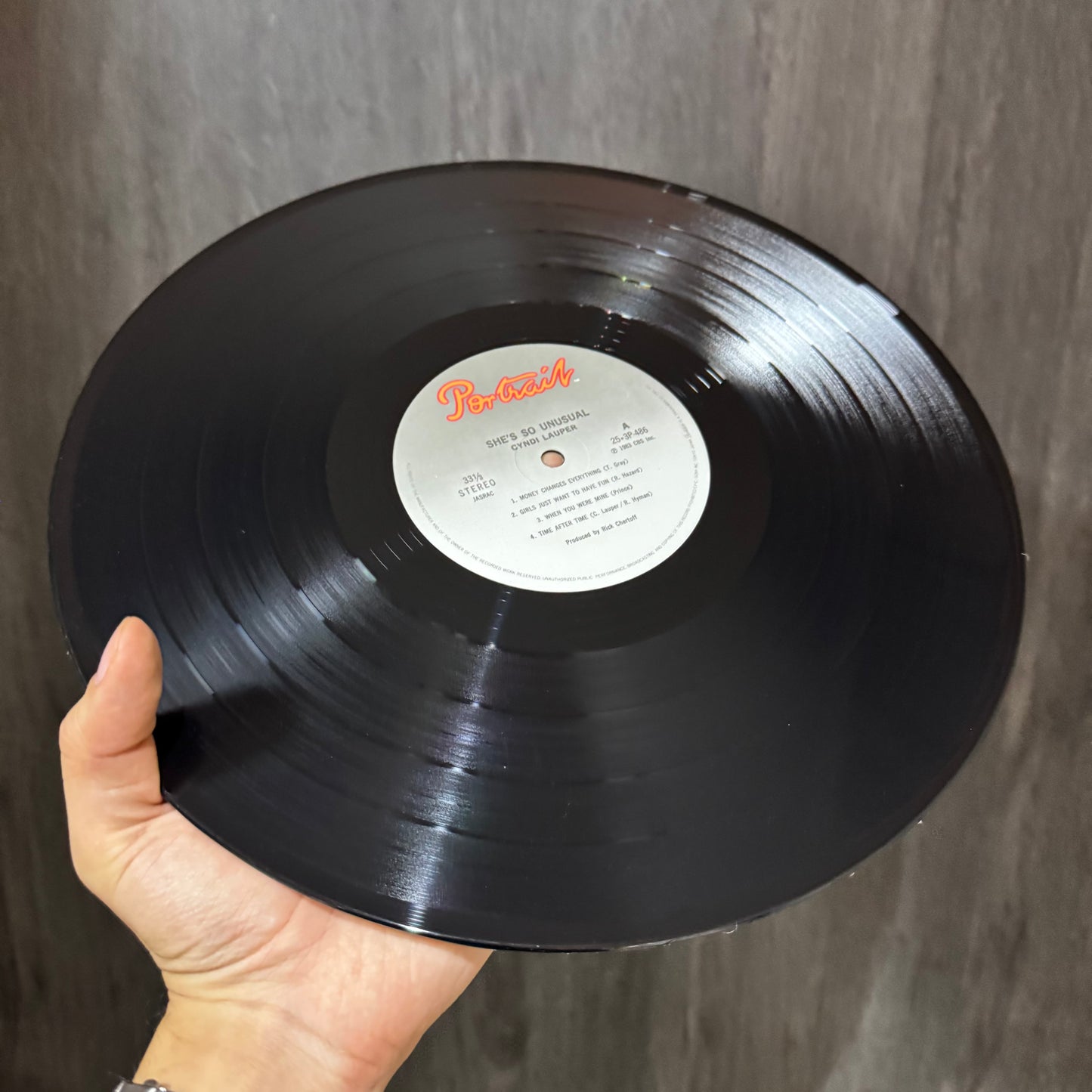 CINDY LAUPER - SHE´S SO UNUSUAL LP EDICION JAPONESA