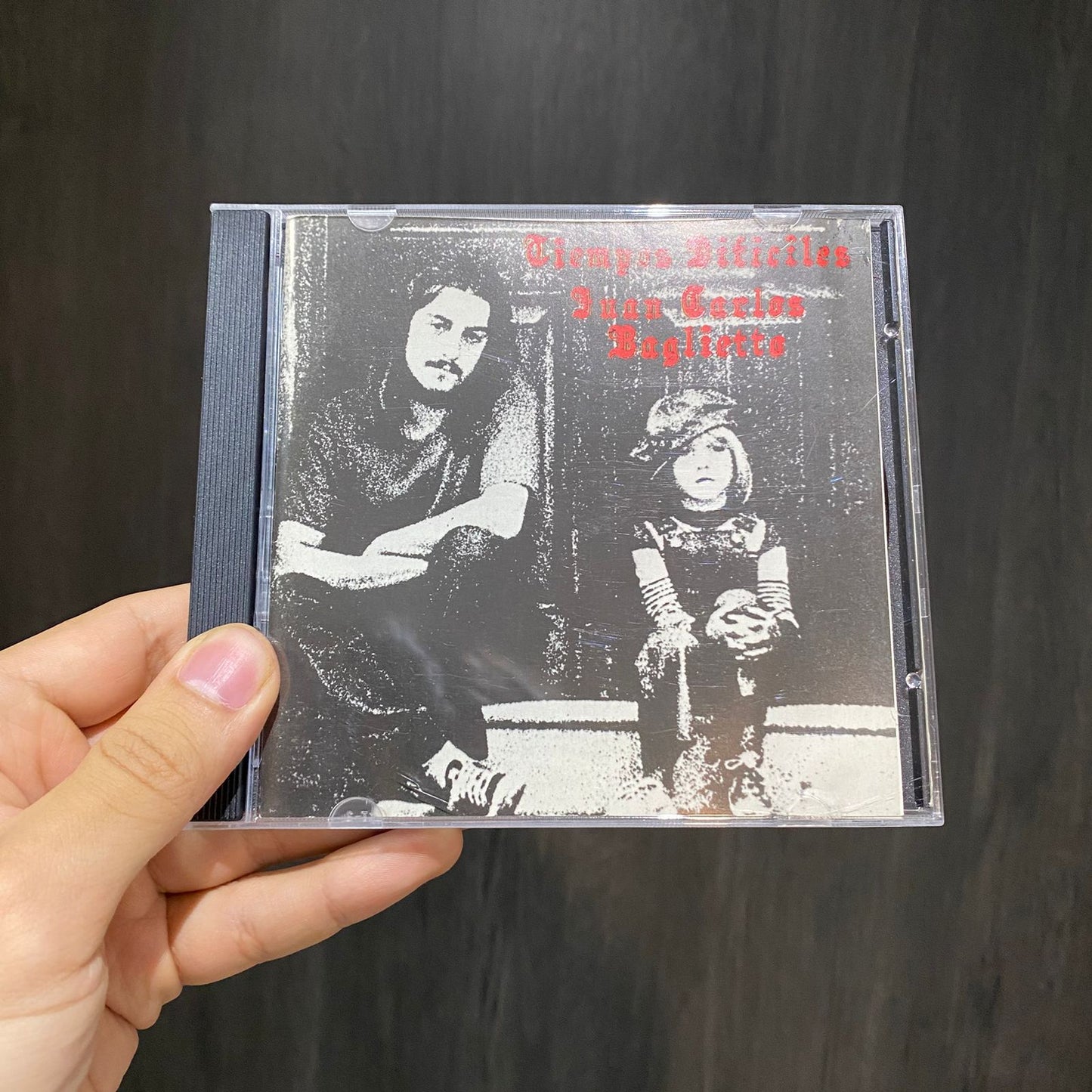 Tiempos difíciles - Juan Carlos Baglietto.