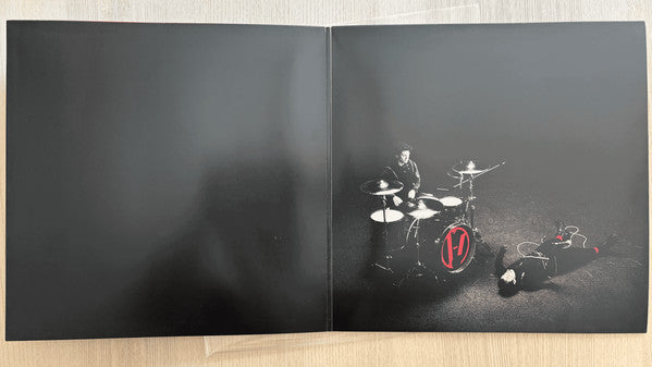 TWENTY ONE PILOTS - BREACH VINILO LP LIMITED EDITION