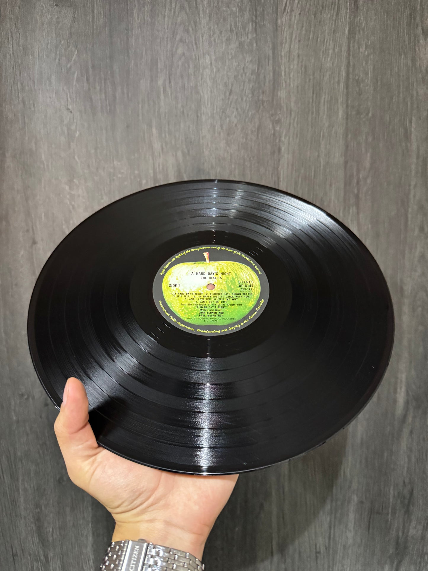 THE BEATLES - A HARD DAYS NIGHT LP EDICION JAPONESA