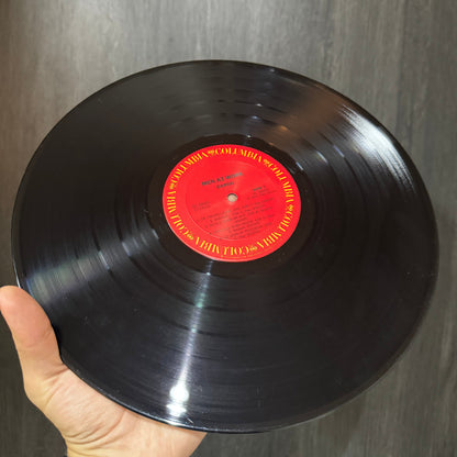 MEN AT WORK - CARGO LP VINILO DE EPOCA.